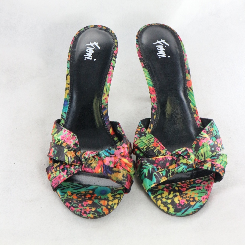 FIONI Multicolor Cross Strap Open Toe Sandals Sz 8.5 US Women - Picture 2 of 8